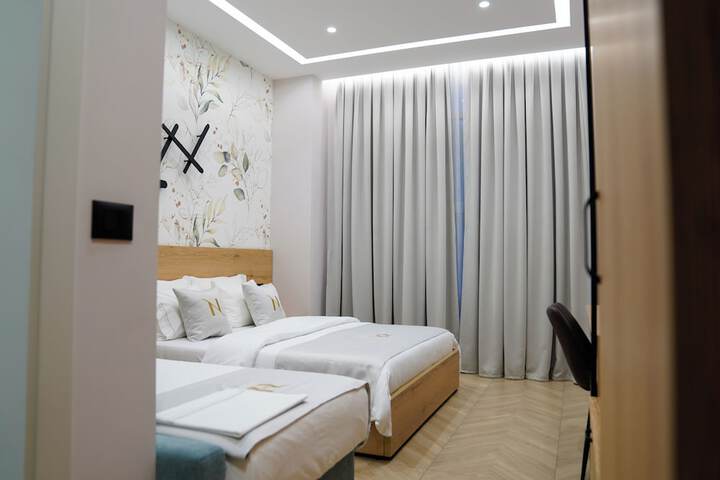 Room 141 of 249