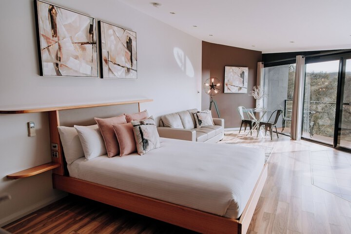 Room 40 of 288