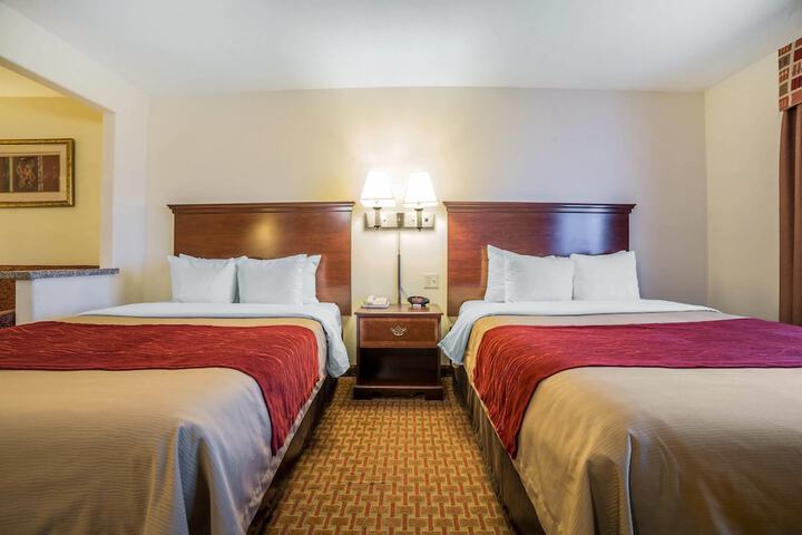 Room 21 of 37