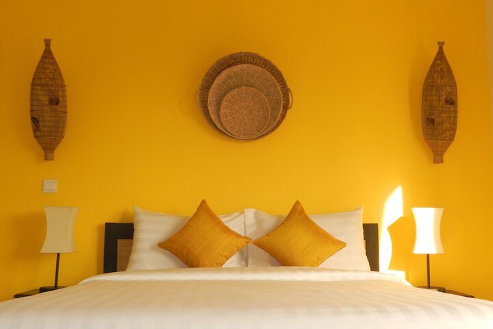 Room 4 of 36