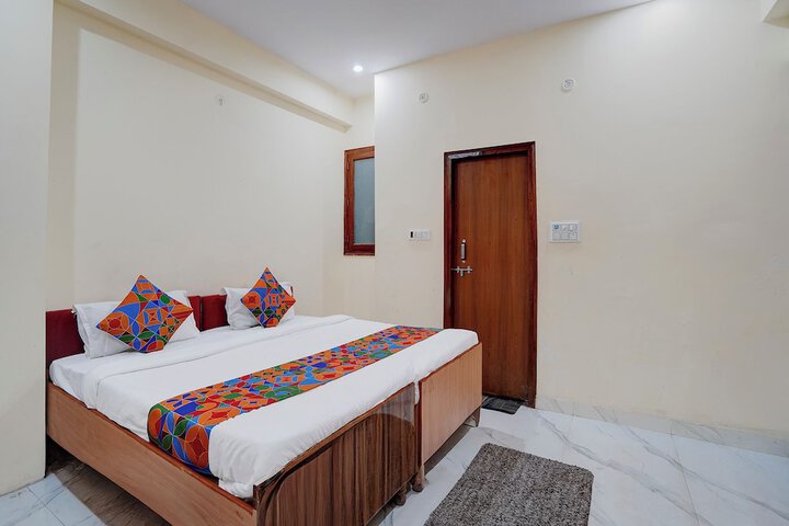 Room 13 of 29