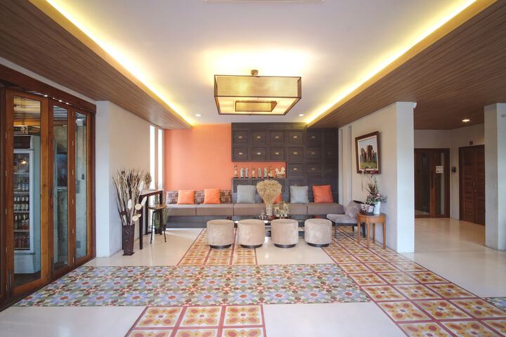 Hotel Interior 10 of 167