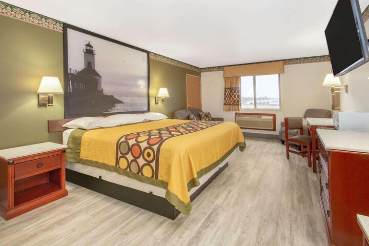 1 King Bed Mobility Accessible (1 of 14)