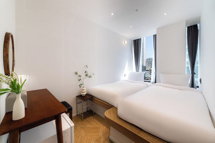 Room 43 of 130