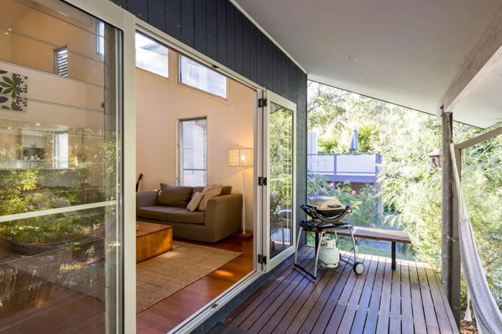 Terrace/Patio 6 of 16