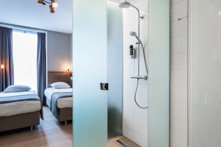 Room 20 of 58
