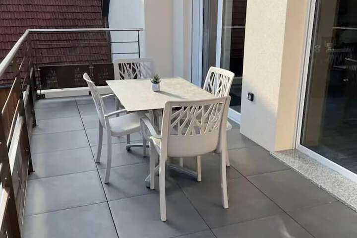 Terrace/Patio 100 of 149