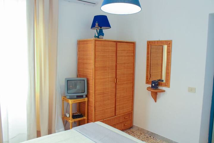 Room 48 of 69