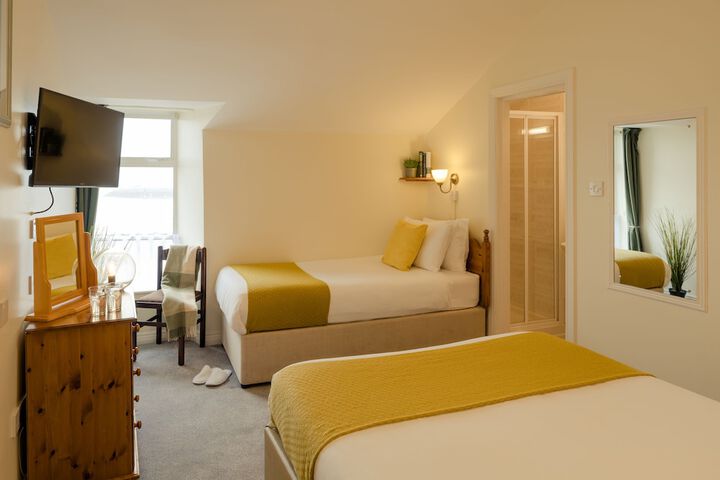 Room 10 of 47