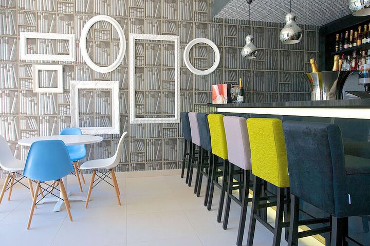 Entrance & Lobby