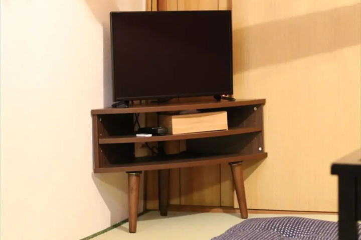 Room 2 of 14