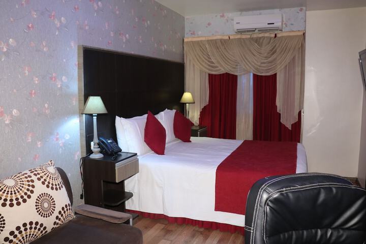 Room 19 of 80