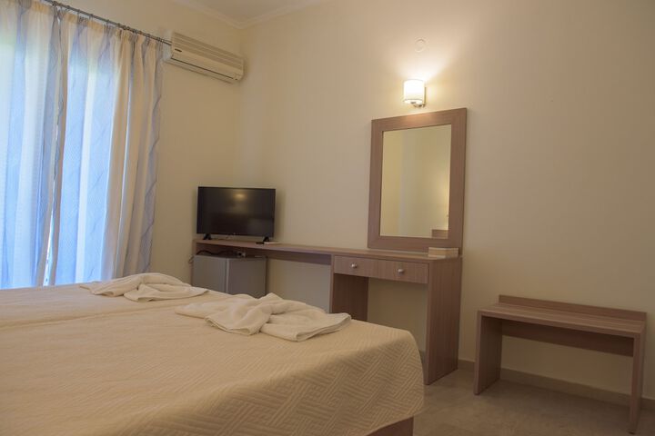 Room 19 of 27