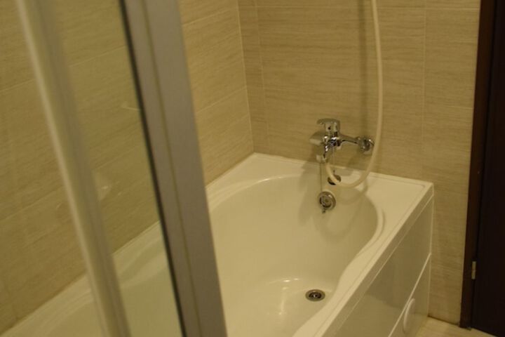 Room 21 of 41