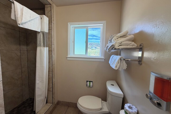 Room 54 of 62