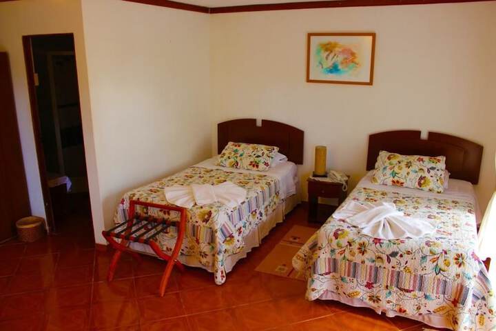 Room 4 of 48