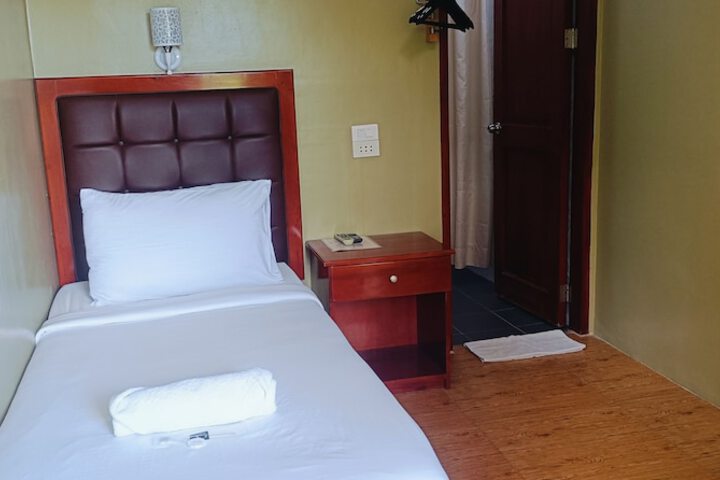 Room 47 of 75