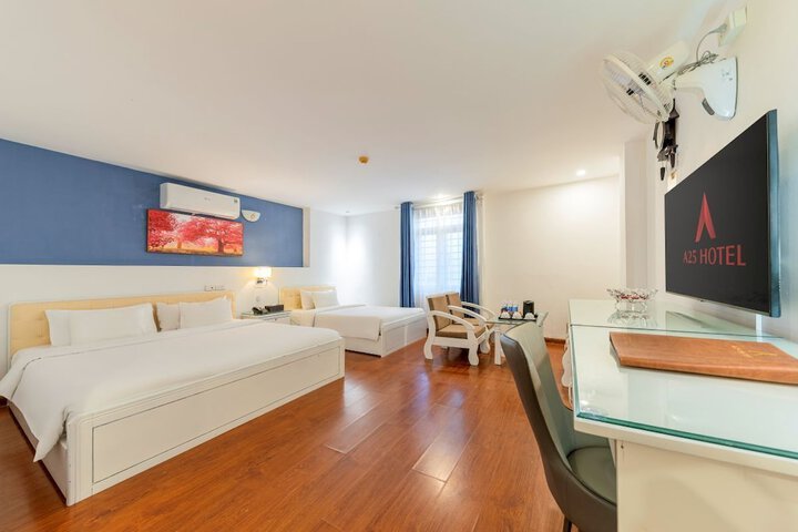 Room 6 of 50