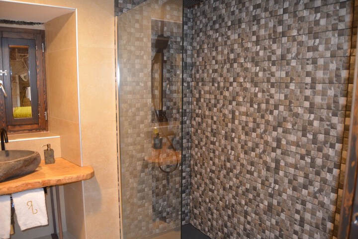 Room 30 of 55