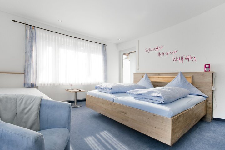 Room 4 of 47