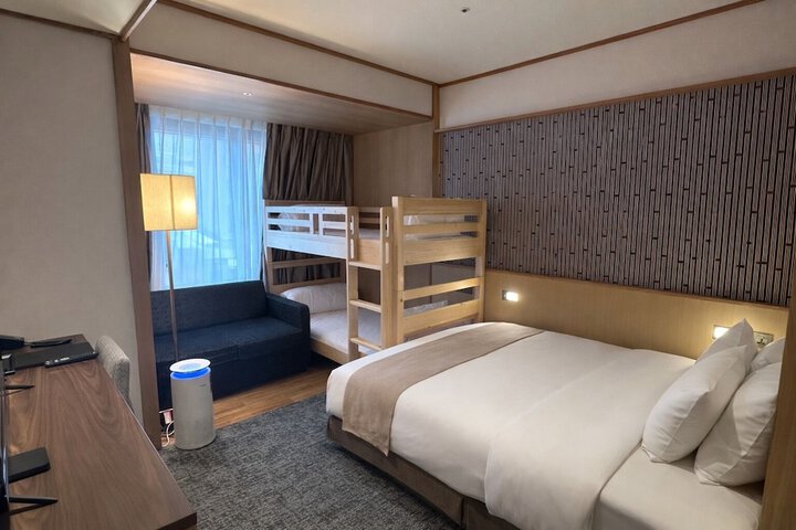 Room 22 of 73