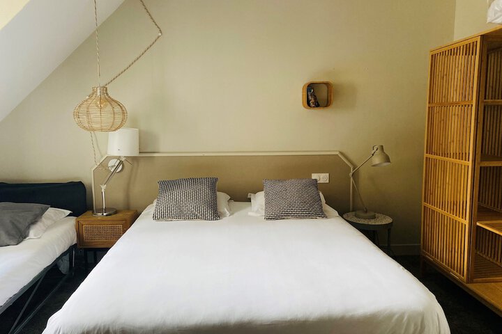 Room 25 of 94