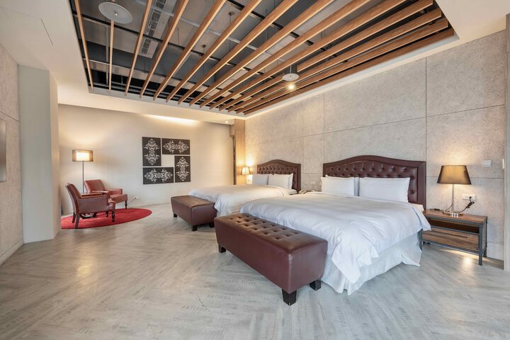 Room 14 of 86