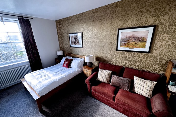 Room 14 of 44