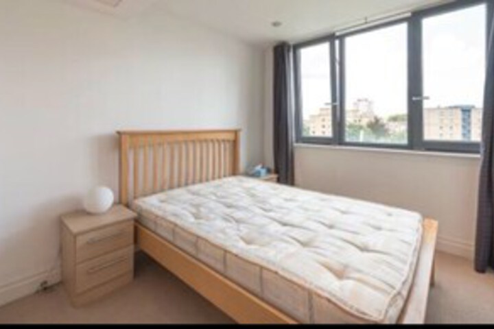 Room 8 of 19