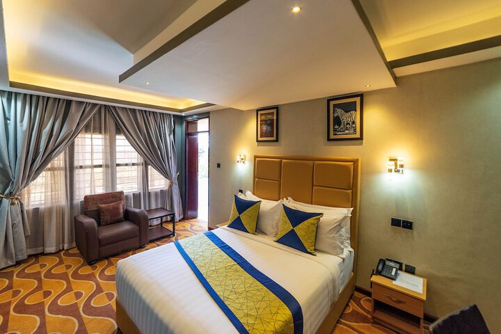Room 34 of 93
