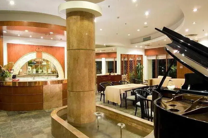 Hotel Interior 4 of 5