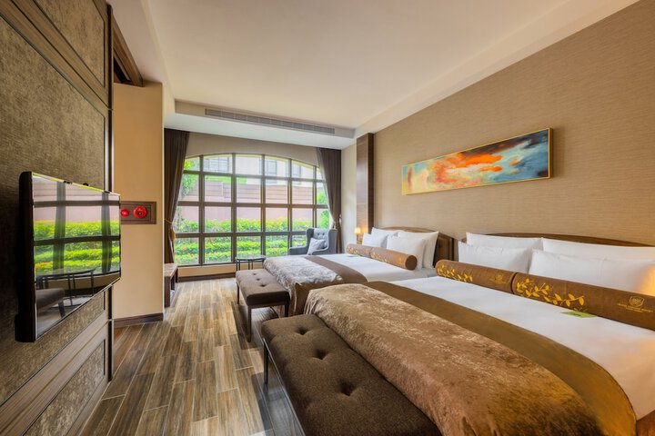 Room 68 of 208