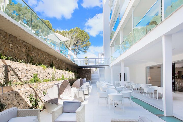 Terrace/Patio 210 of 237