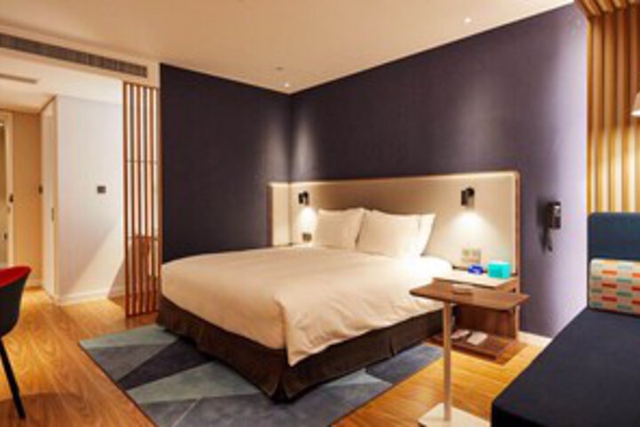 Room 19 of 20