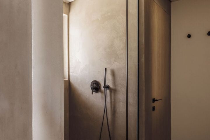 Room 18 of 44