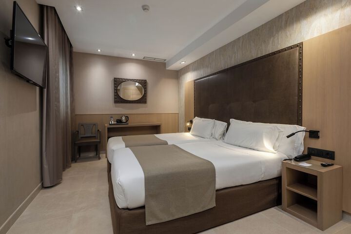 Room 22 of 135