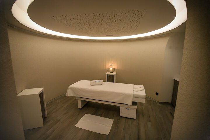 Spa 42 of 63