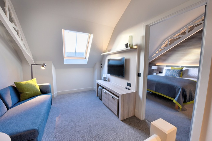 Room 19 of 61