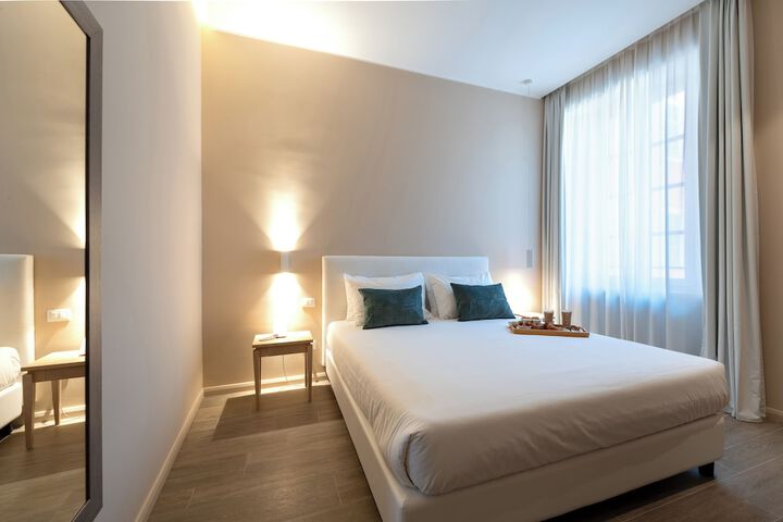 Room 10 of 22