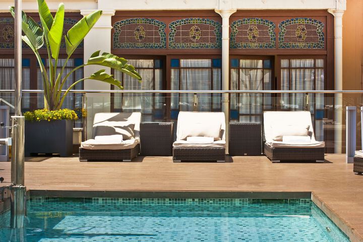 Pool Hotel