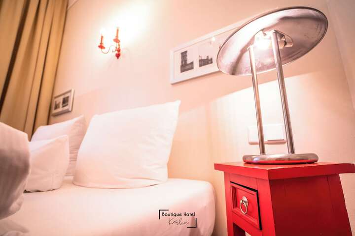 Room 34 of 136