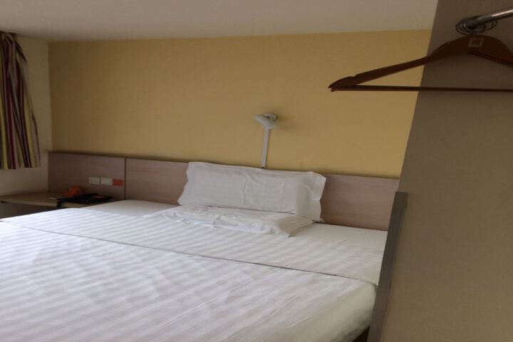 7 DAYS INN (SHANGHAI JINSHAJIANG ROAD SU