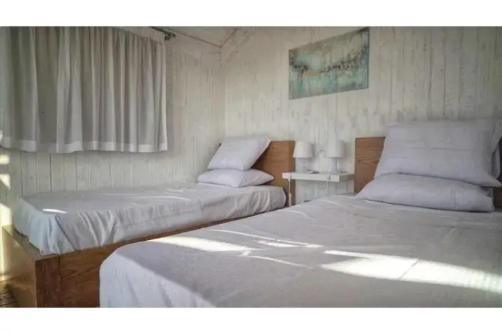 Room 2 of 11