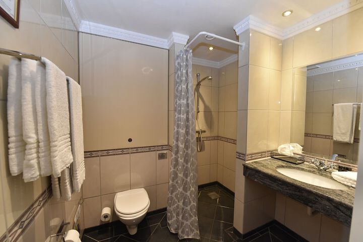 Bath Interior