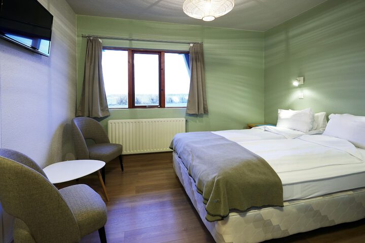 Room 4 of 43