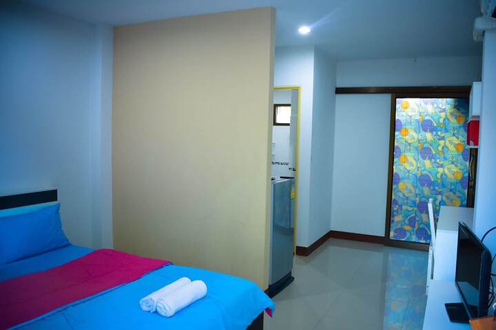 Room 4 of 24