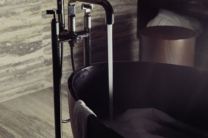Hand-held showerhead