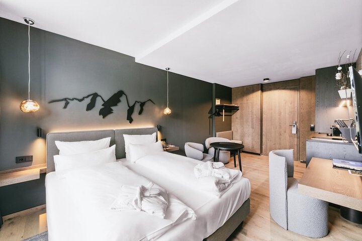 Room 19 of 158