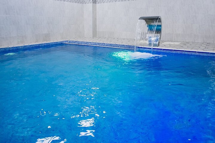 Pool 24 of 52