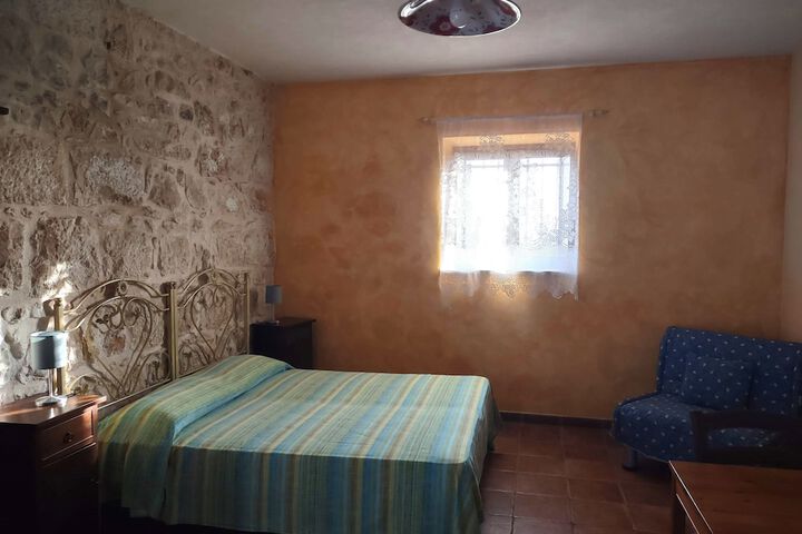 Room 5 of 55
